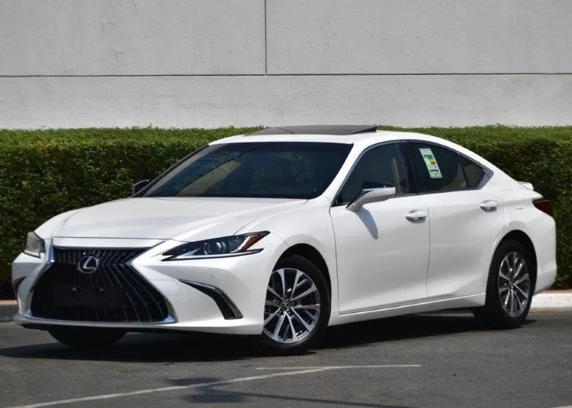 Lexus ES 300H 2023